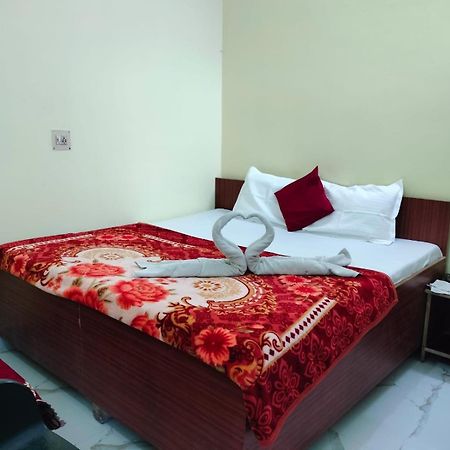Jpm Guest House فاراناسي المظهر الخارجي الصورة