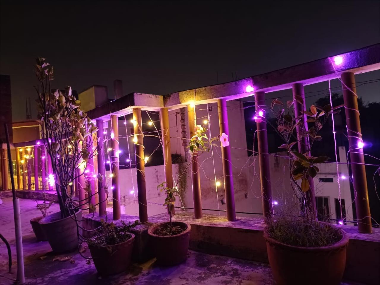 Jpm Guest House فاراناسي المظهر الخارجي الصورة