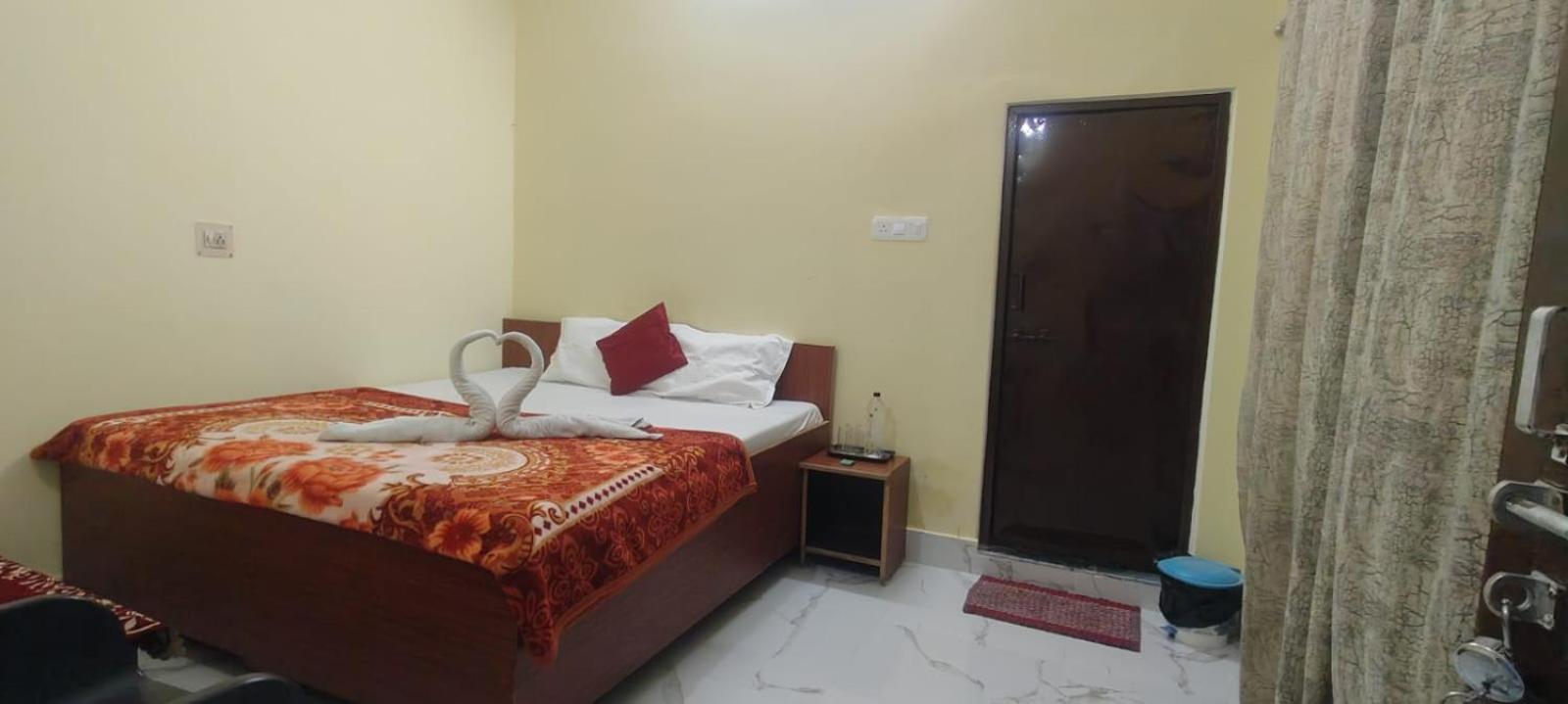 Jpm Guest House فاراناسي المظهر الخارجي الصورة